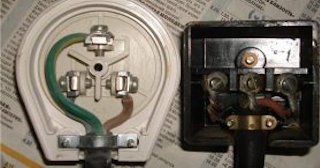 Подключение и монтаж розетки для электроплиты от 563 руб в Ачинске - ЭлектроЧнс